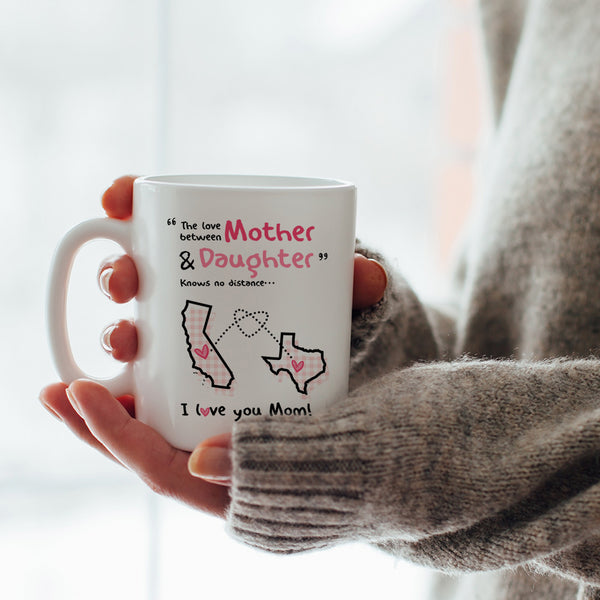 Personalized the love between a mother and daughter knows no distance mug