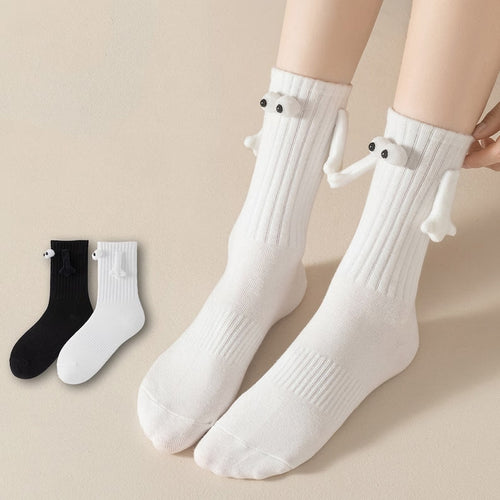 Novelty Magnetic Suction 3D Doll Couple Socks Funny Holding Hands Socks Cute Show Off Socks for Women Men 2Pairs/pack