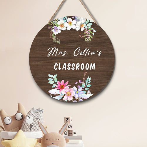 Custom Name Vintage Flower Door Hanger, Teacher Name Sign -SantaSocks 